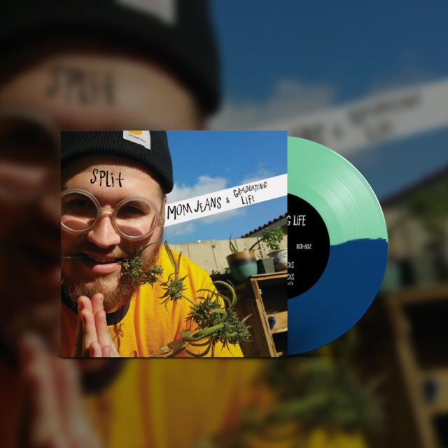MOM JEANS. | MOM JEANS. / GRADUATING LIFE (SPLIT HALF GREEN/HALF BLUE 7INCH) | 7IN VINYL